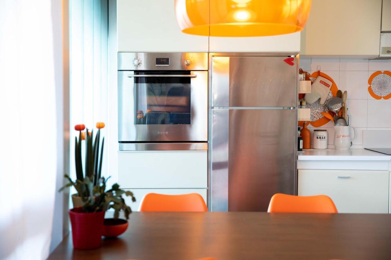 Sound Of Colors - Art Design Apartment Desenzano del Garda Extérieur photo